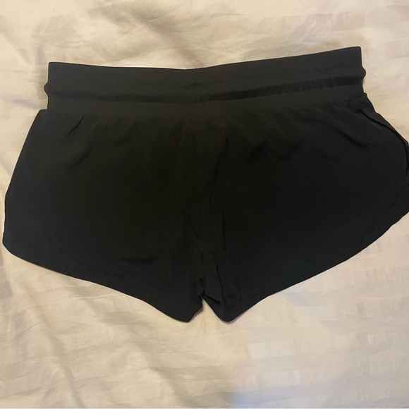 Cleo Harper Dash Short - Picture 3 of 8